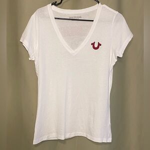 True Religion Deep V Tee-Shirt Women's White Graphic V-Neck size M
